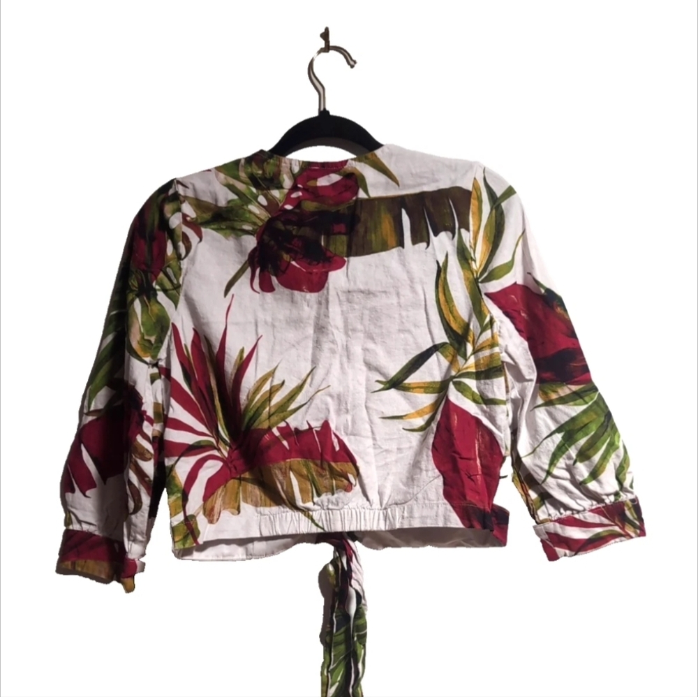Tropical Print Button-Up Blouse - Picture 3 of 10